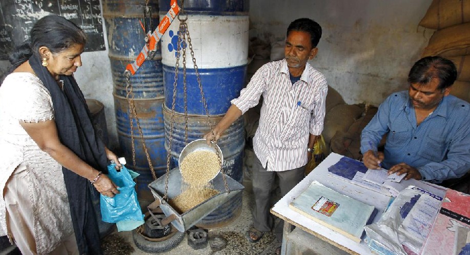 Women to be made head of family in over 2 lakh rations cards