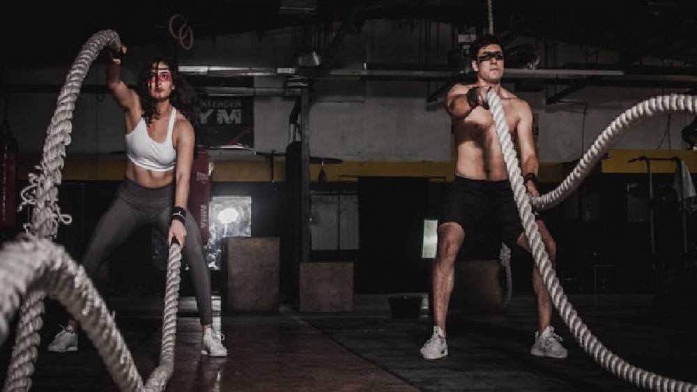 Gain of physical, mental activity on thinking differ by gender?