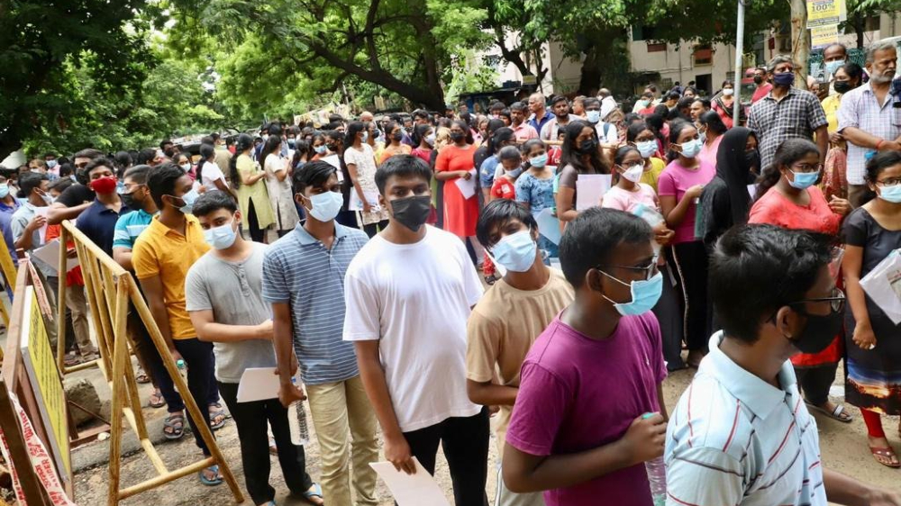NEET-UG begins in TN; Over 1.4L candidates appear NEET-UG begins in TN; Over 1.4L candidates appear
