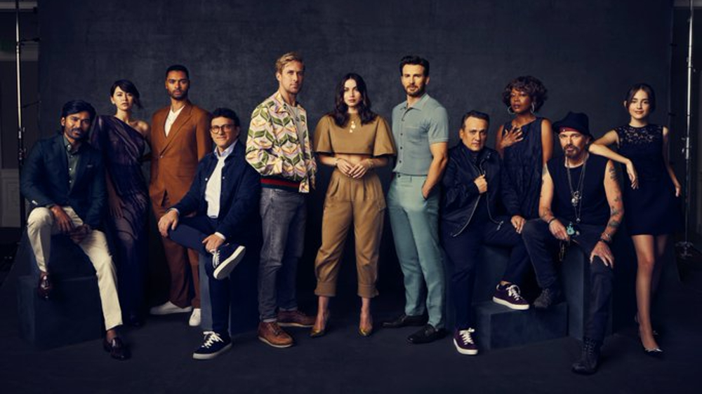 All for The Gray Man: Dhanush thanks Anand, posts pic with cast