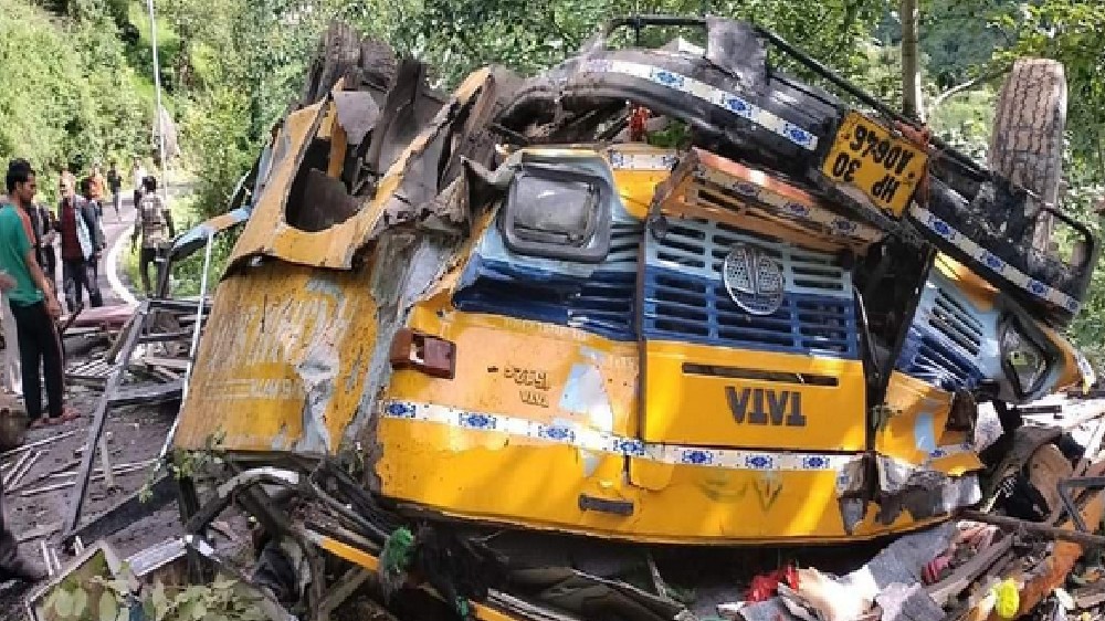 10 dead, several injured as school bus falls off cliff in Kullu