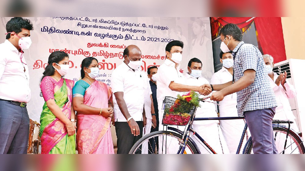 Stalin launches bicycle distribution scheme to students