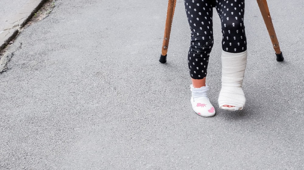 Class 11 student injured, Chief Educational Officer inspects school