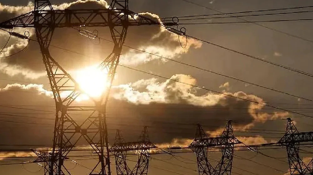 Staff shortage hits TN power utilitys monsoon maintenance plans Staff shortage hits TN power utilitys monsoon maintenance plans