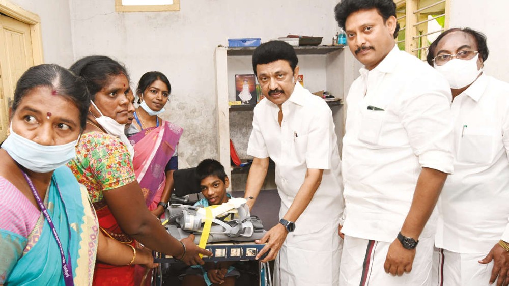 Stalin visits diff-abled boy at home
