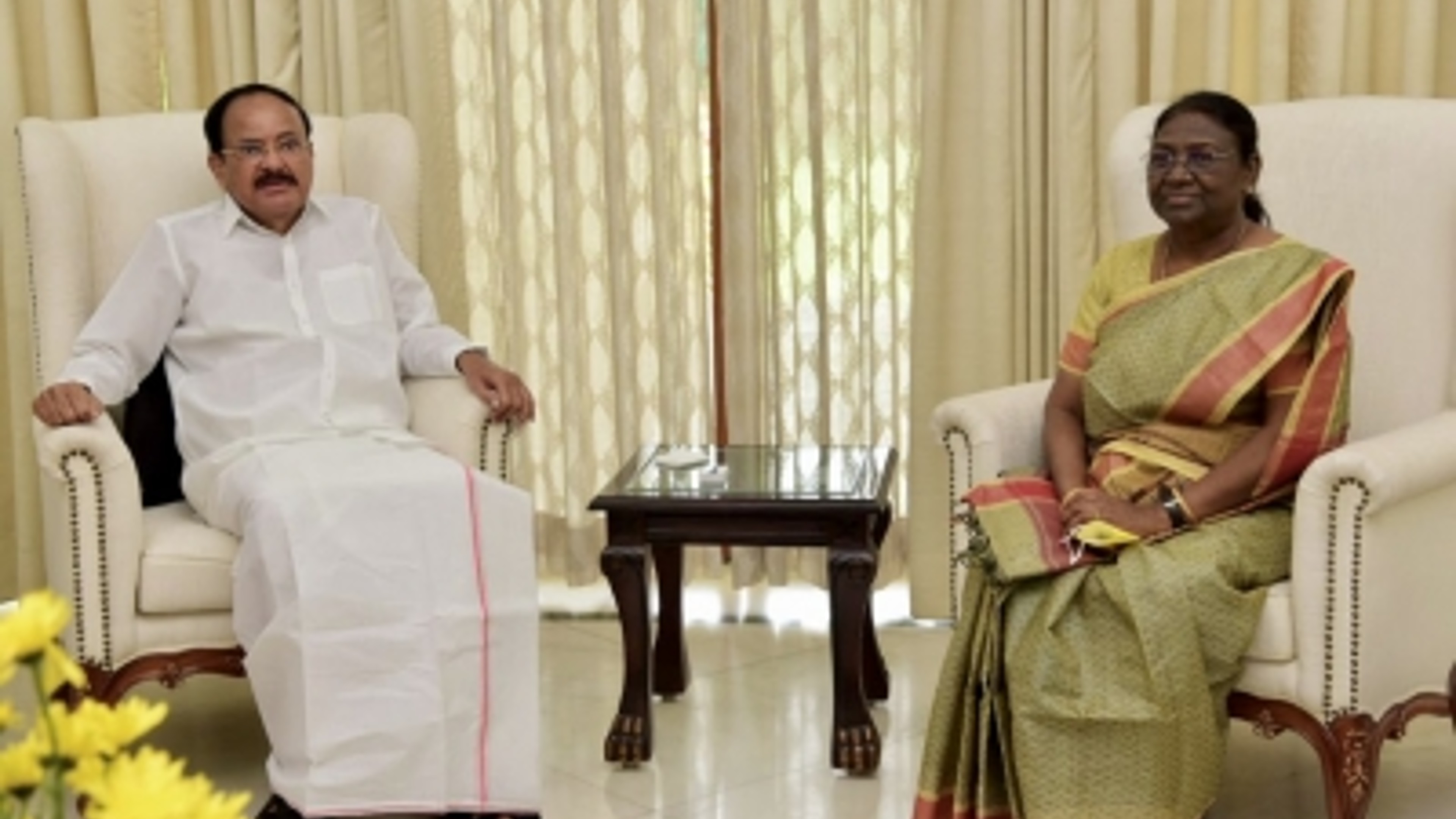 Venkaiah Naidu meets President-elect Draupadi Murmu