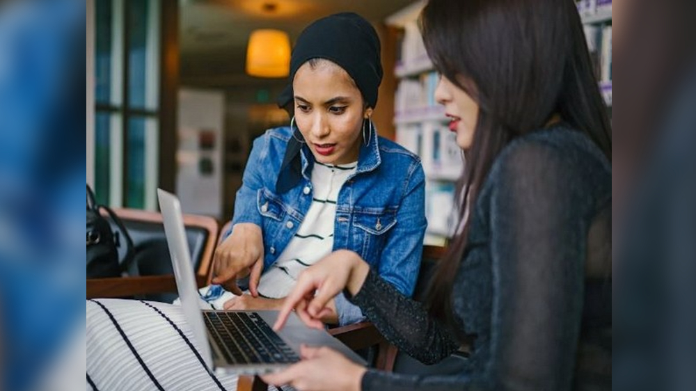 Mindful interactions can bring more harmonious, healthy workplace Mindful interactions can bring more harmonious, healthy workplace