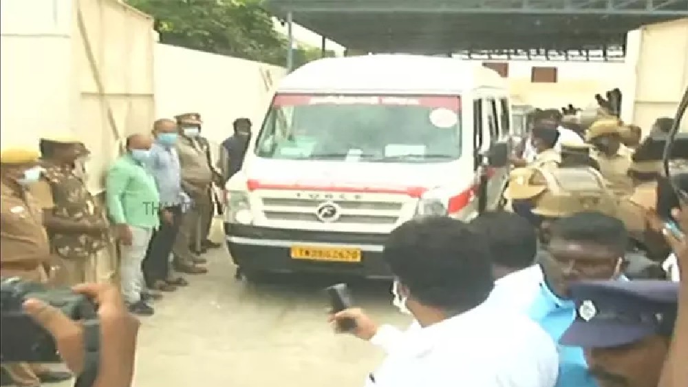 Tiruvallur girl suicide: Body handed over to parents Tiruvallur girl suicide: Body handed over to parents
