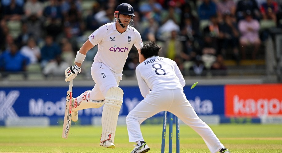 Root and Bairstow tons help England to pull off record chase