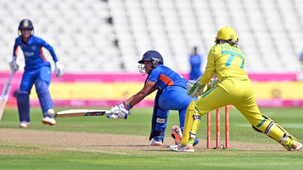 IND vs AUS: Gardner guides Aussies for a win with her fifty