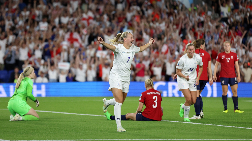 Ruthless England smash record eight goals past Norway at Euros
