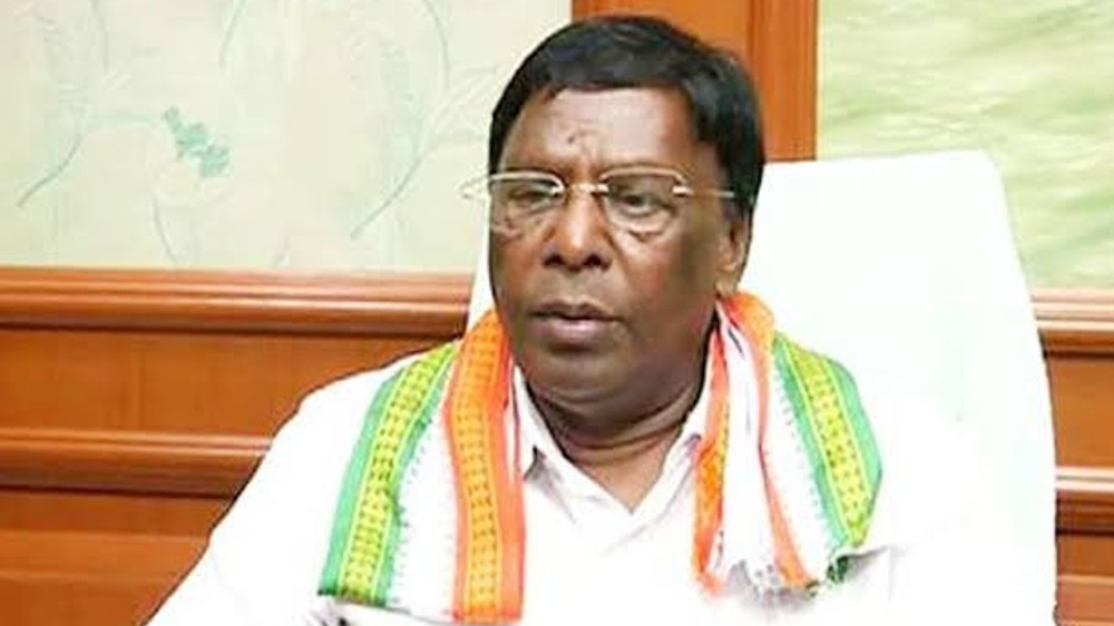 300 functionaries of Congress extend support to ex-CM Narayanasamy
