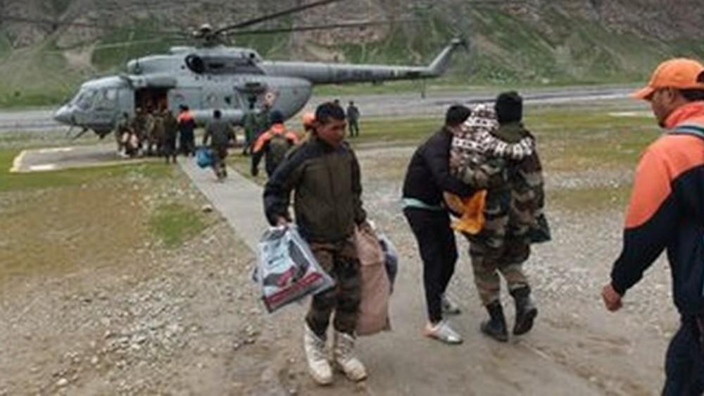 Amarnath cloudburst: IAF presses helicopters in relief efforts