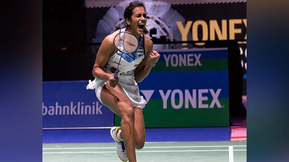 Sindhu beats Han in thriller, makes semis