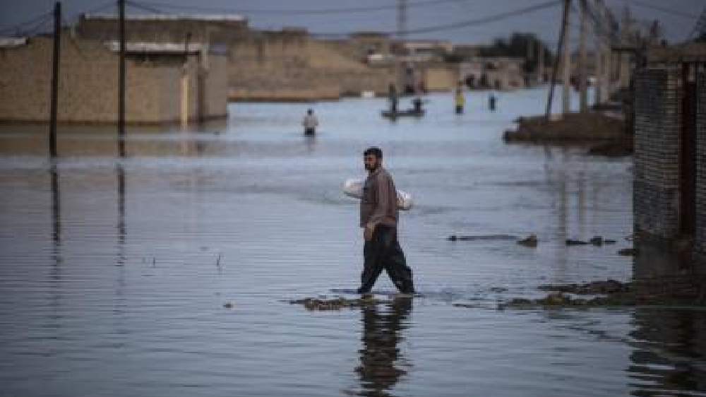 6 dead, multiple missing in Iran flash flood