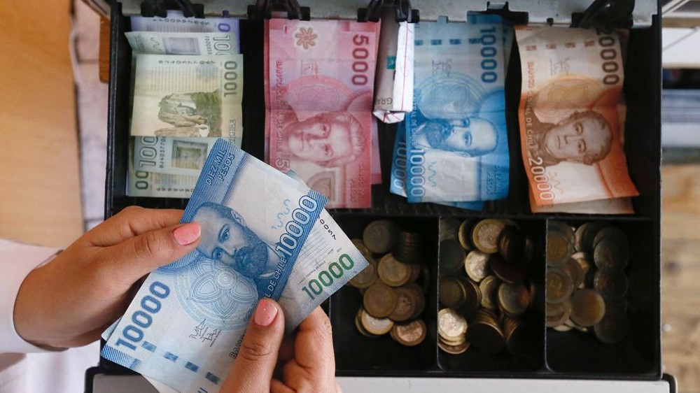 Countries in danger zone of economic crisis: Check list