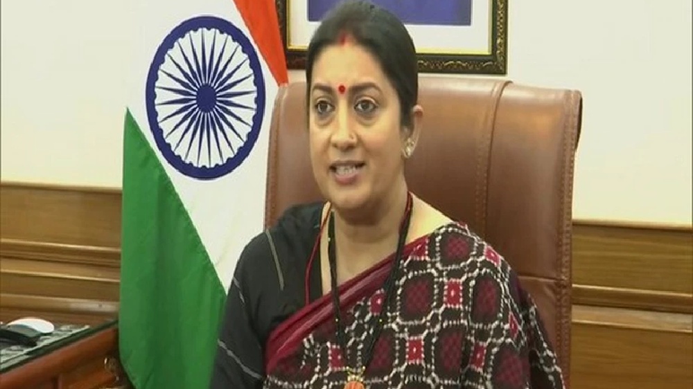 Smriti Irani sends legal notice to Congress leaders