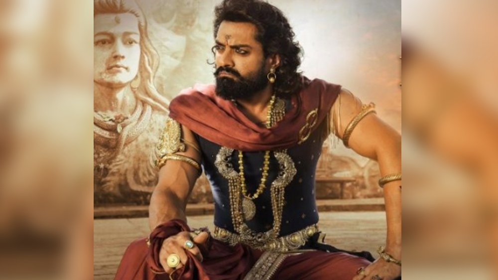 Allu Arjuns praises success of Kalyan Ram-starrer Bimbisara