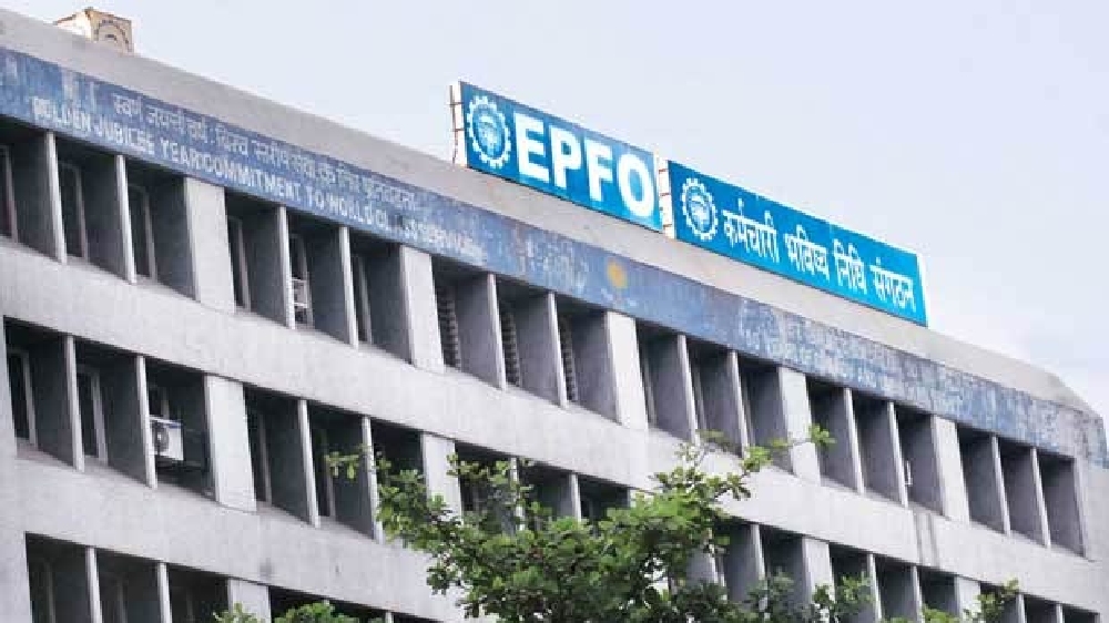 EPFO adds 18.36 lakh net members in June