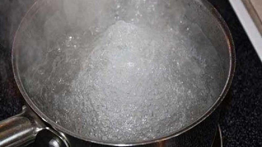 Irked over man’s affair, wife pours hot water on his private parts Irked over man’s affair, wife pours hot water on his private parts