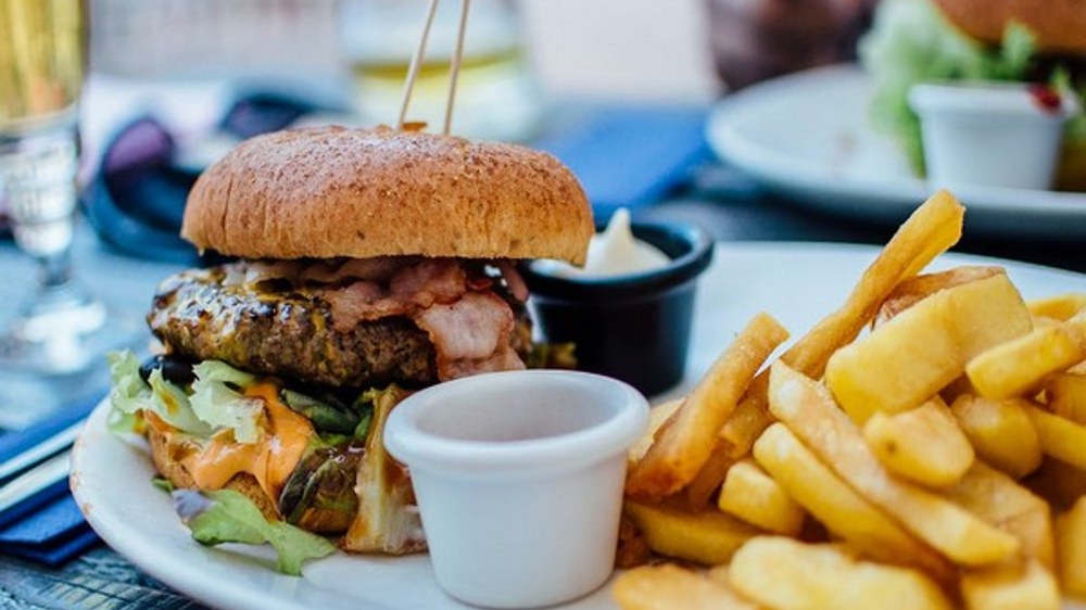 Unhealthy lifestyle choices linked to high BP in kids and teens Unhealthy lifestyle choices linked to high BP in kids and teens