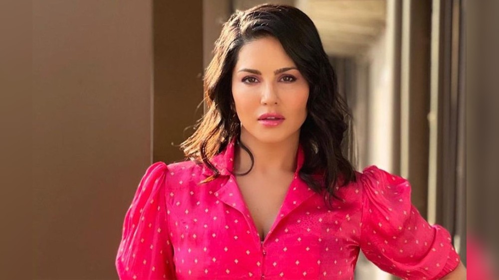 Grateful that Bollywood accepted me with open arms: Leone Grateful that Bollywood accepted me with open arms: Leone