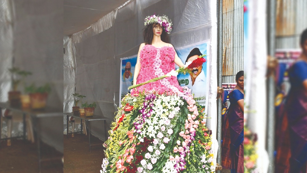 Flower, vegetable show enthrall all at Courtallam