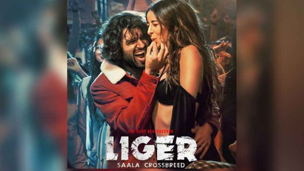 Vijay Deverakonda faces netizens ire as #BoycottLigerMovie trends