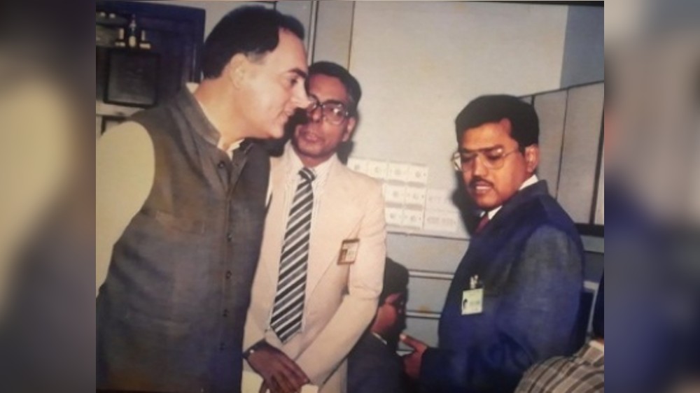 Old picture of Ajit Doval with Rajiv Gandhi goes viral Old picture of Ajit Doval with Rajiv Gandhi goes viral