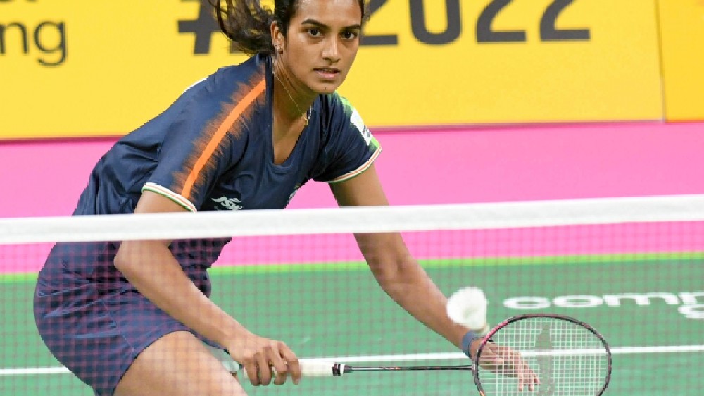 Sindhu, Srikanth in quarters as Indian shuttlers advance with ease