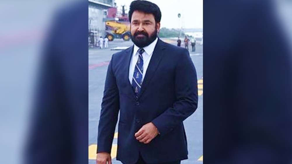 Mohanlal calls aircraft carrier Vikrant an engineering marvel