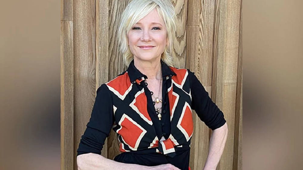 Actress Anne Heche severely burned in car crash