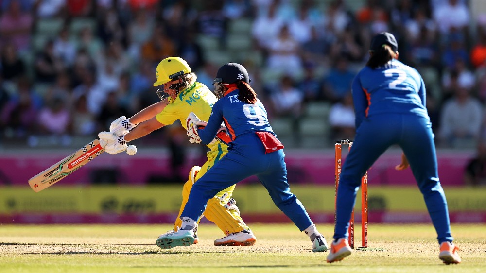 Australia score 161 for 8 against India
