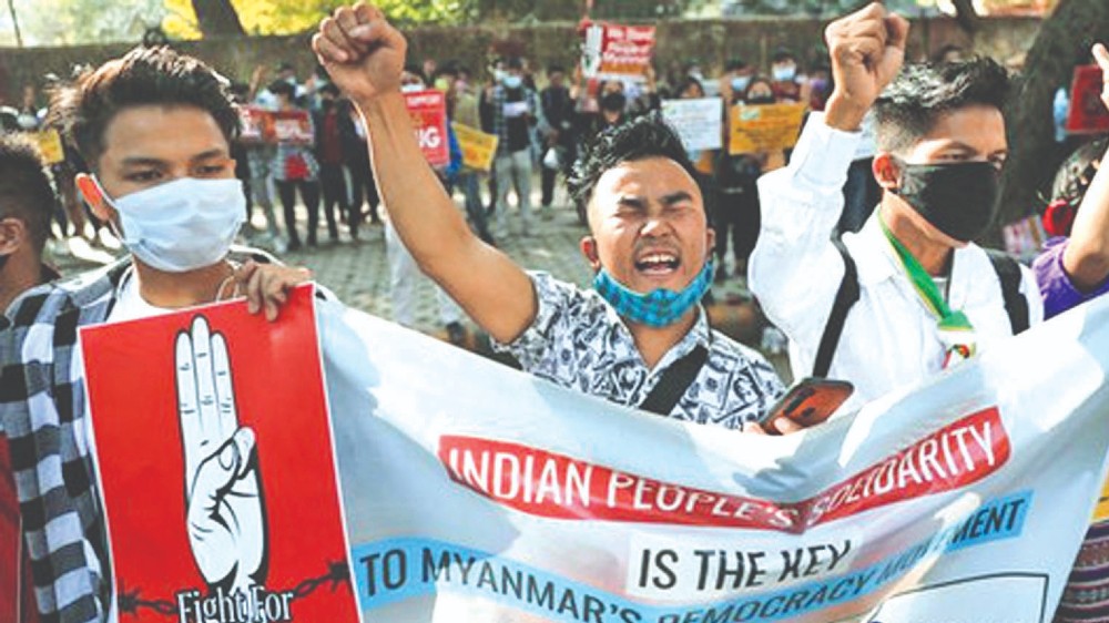 India walks diplomatic tightrope on junta ties India walks diplomatic tightrope on junta ties