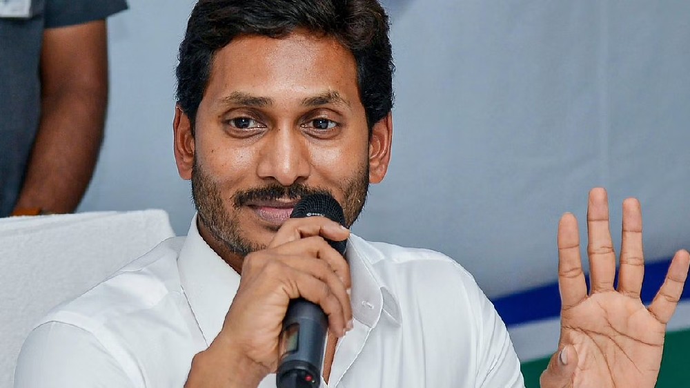 AP CM Jagan Reddy halts convoy to help mother with ailing son