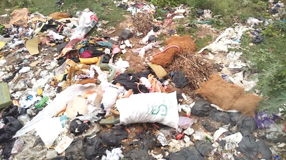 Stop eateries from littering near Agaramthen Lake: Residents