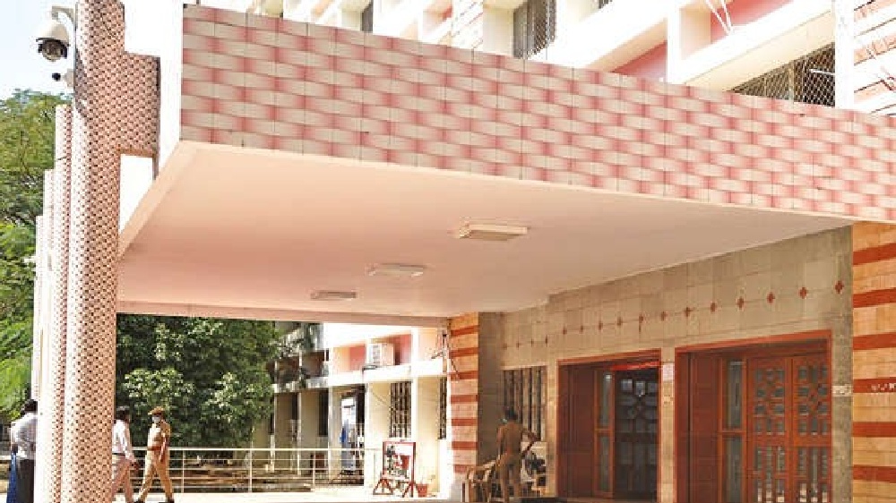 Only 25 kin of tyagis attend grievances  day meet