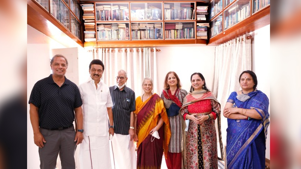 Stalin offers tour of Gopalapuram house to former owner