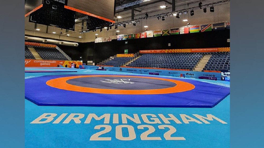 Sihag advances to semis of womens 76 kg, Phogat pursue winning