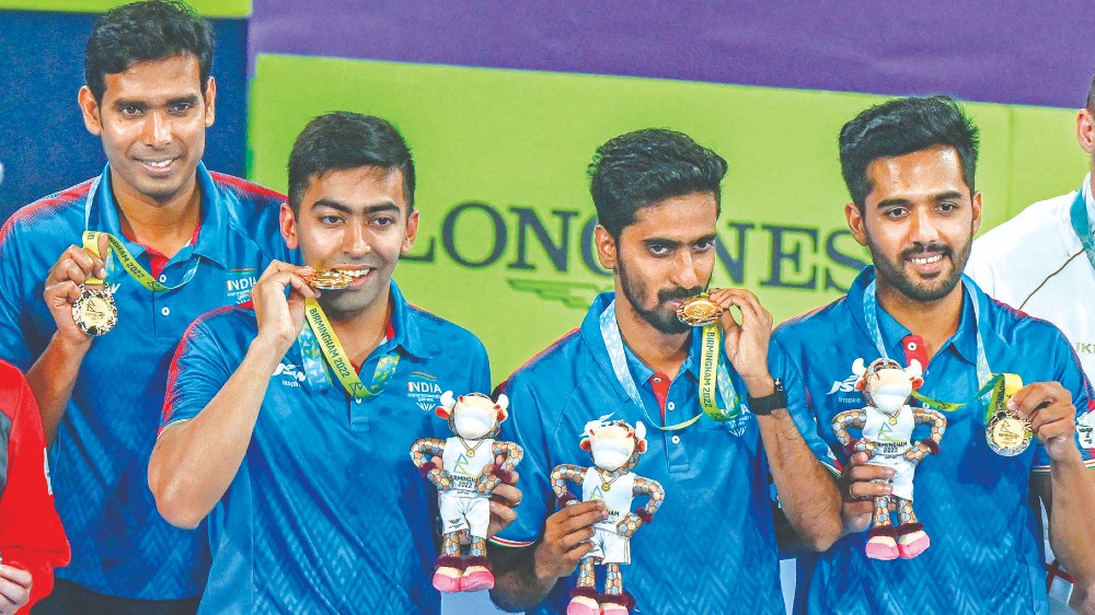 India men’s TT team and women’s lawn bowls team clinch gold