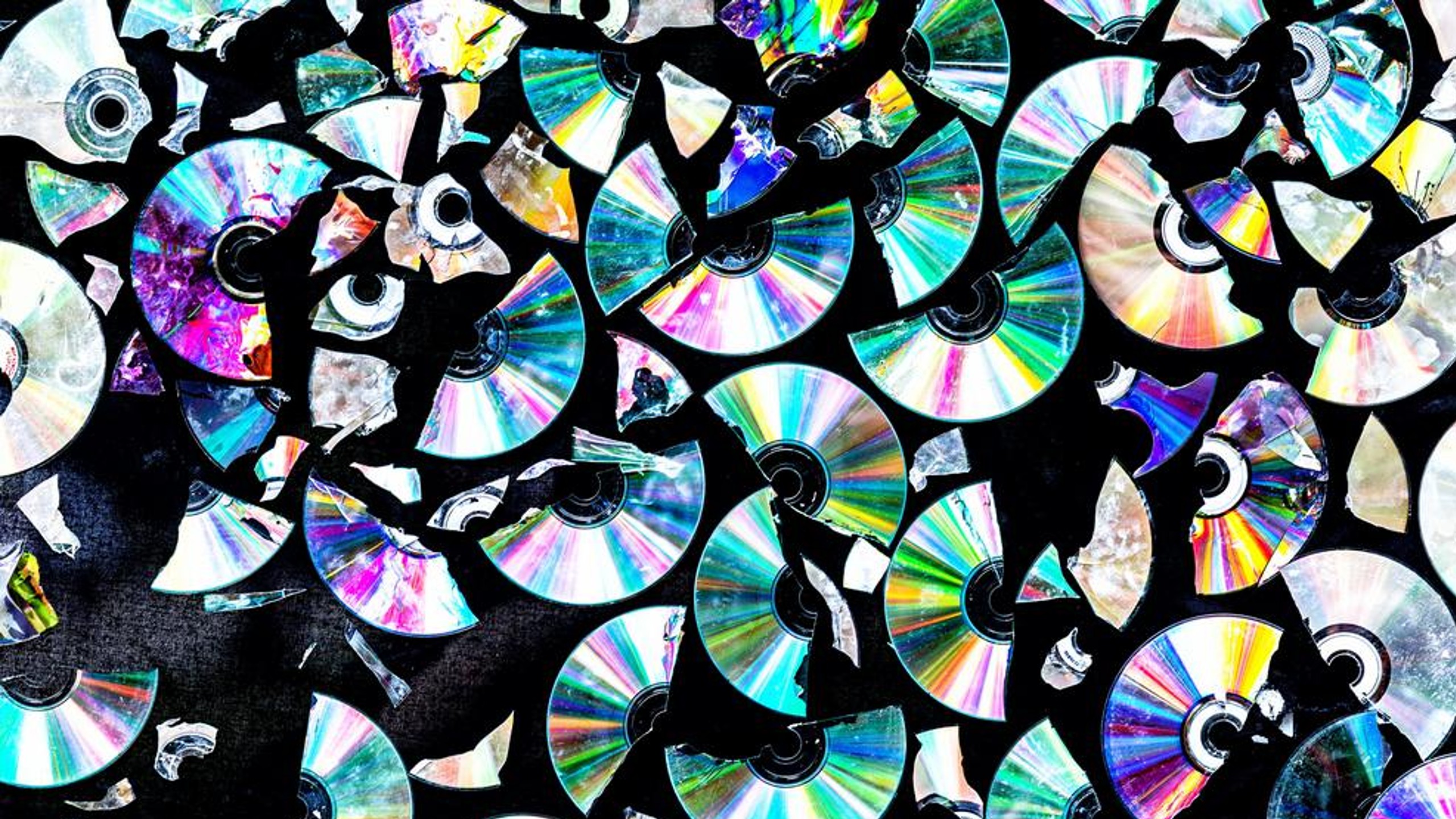 40 years of CDs: From listening pleasure to useless trash 40 years of CDs: From listening pleasure to useless trash