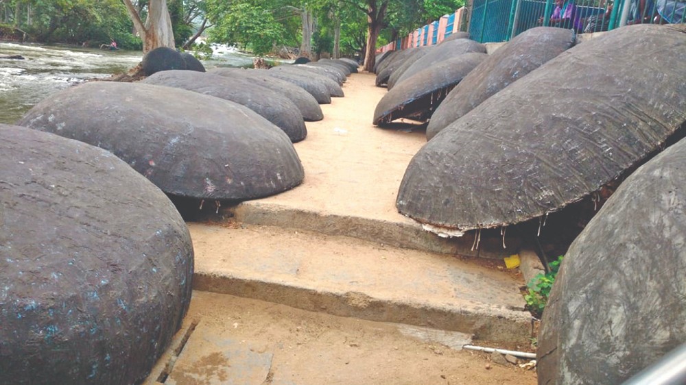 Prolonged flooding hits Hogenakkal coracle services hard