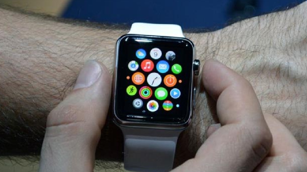 Apple logs 197% growth in India smartwatch market in Q2