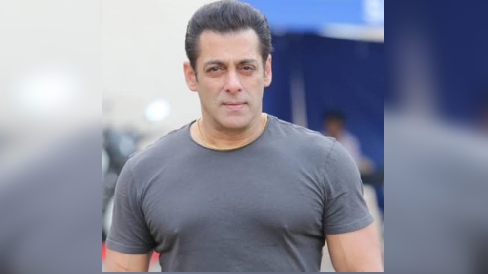 Salman gets gun license for self-protection after receiving threat