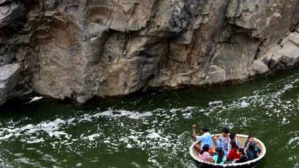 Swollen Moyar paralyses normal life in The Nilgiris