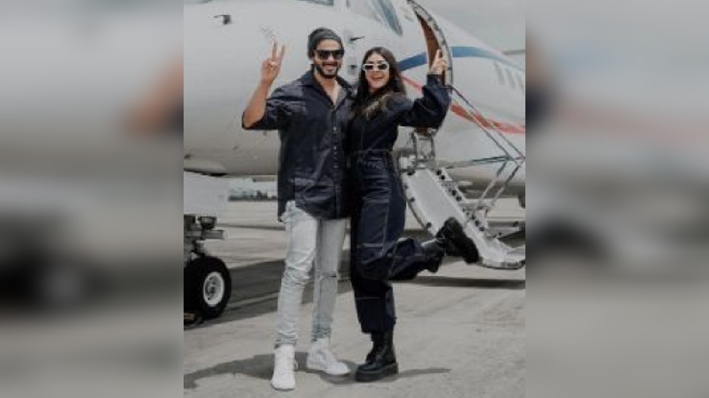 Dulquer pens touching b’day wish for ‘Sita Ramam’ co-star Mrunal