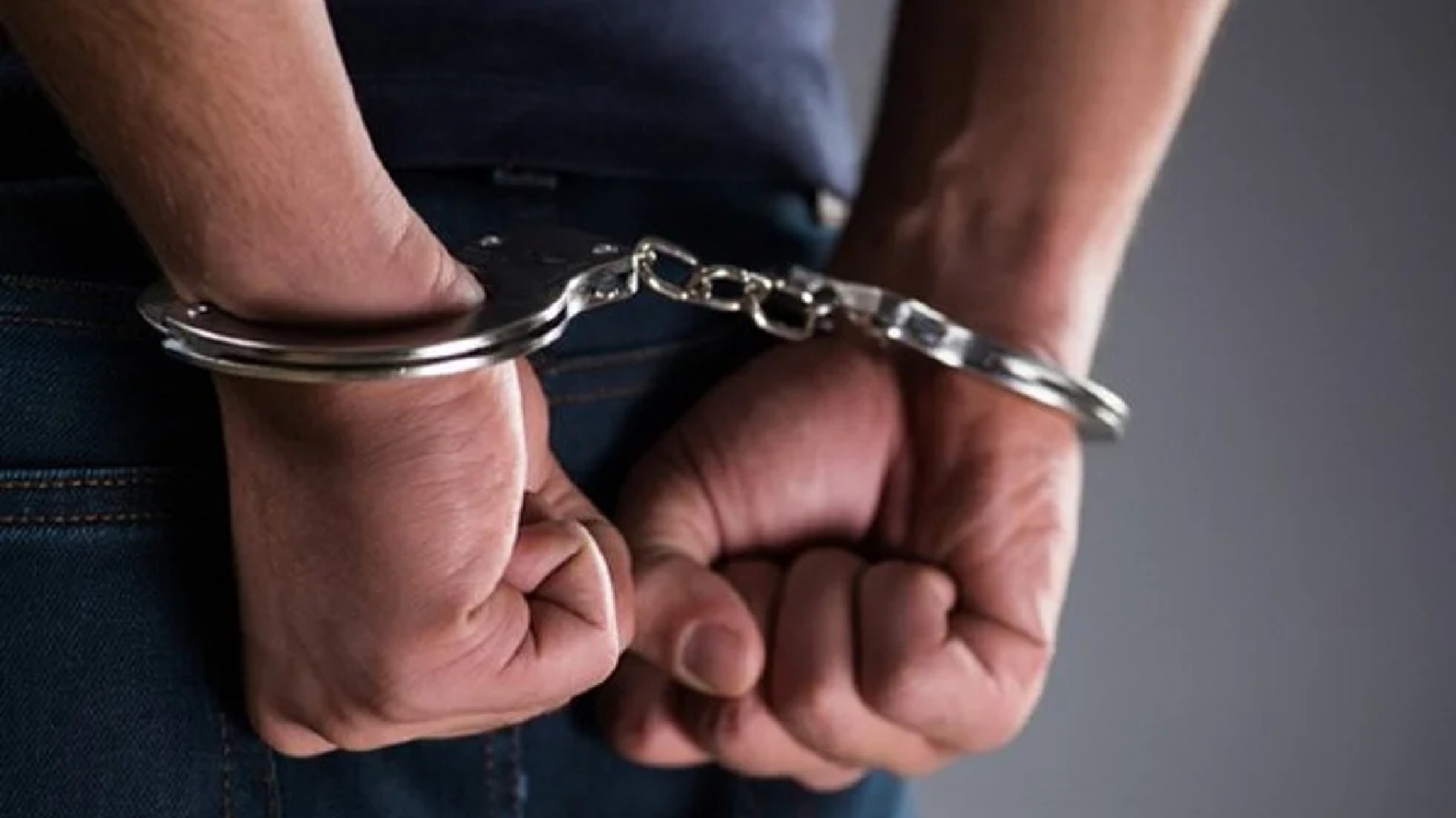 8 held for operating fake call centre after TN trader’s complaint