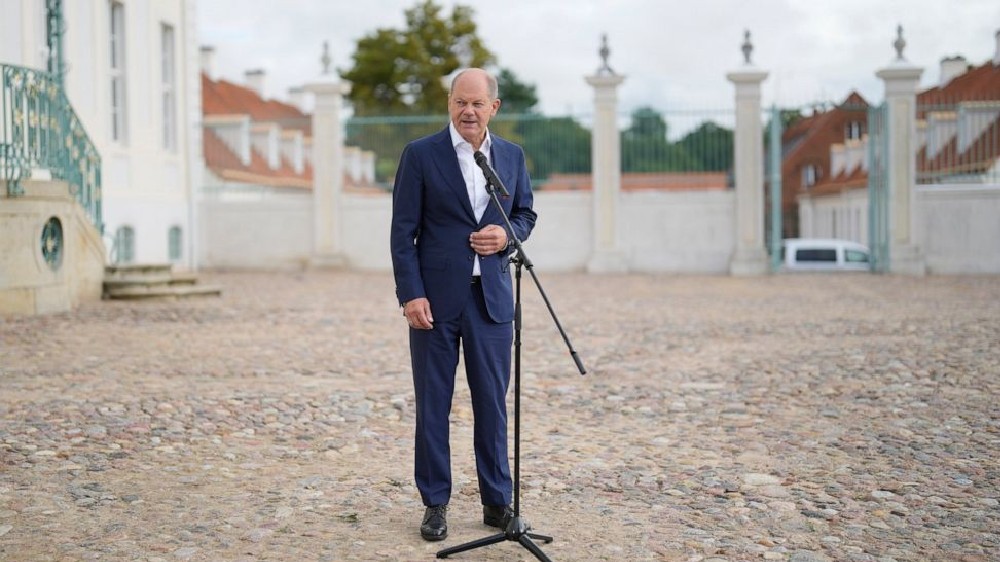 Germany upbeat on energy security; Russia cuts gas to France