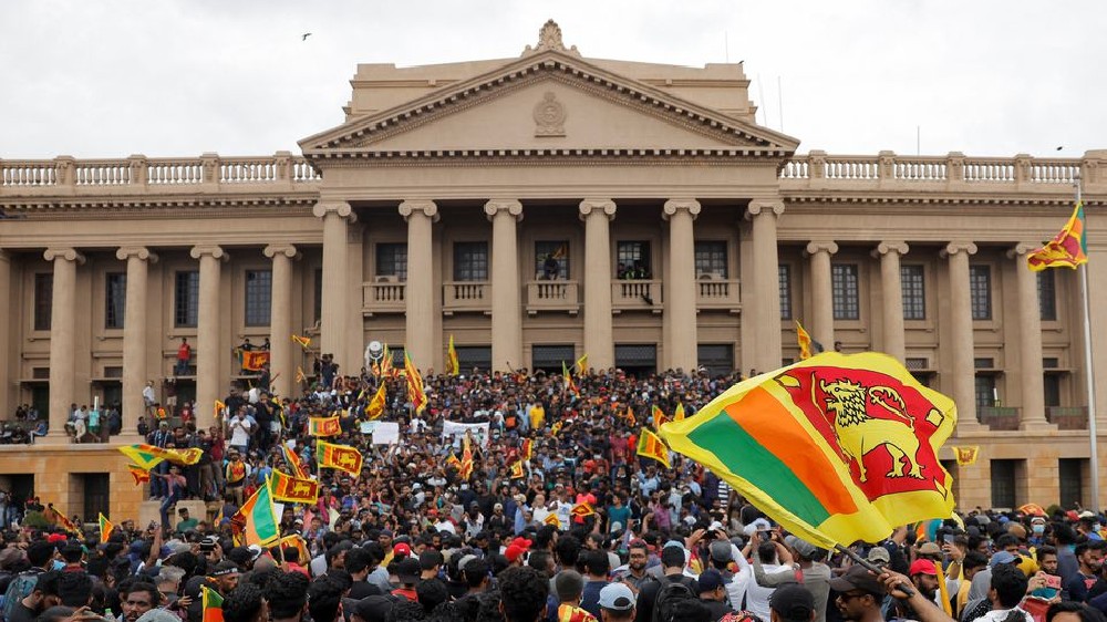 SLs anti-govt protest that ousted Prez ends after 123 days