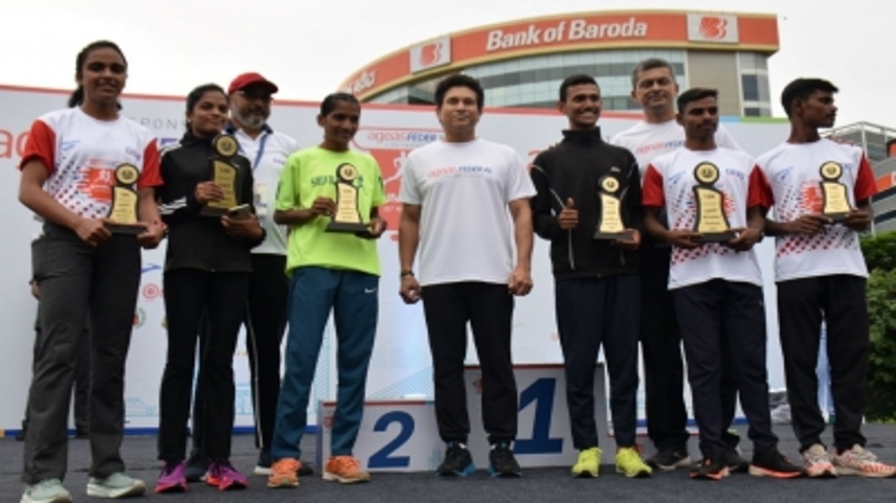 Chhagan, Kavitha win Mumbai Half Marathon 2022